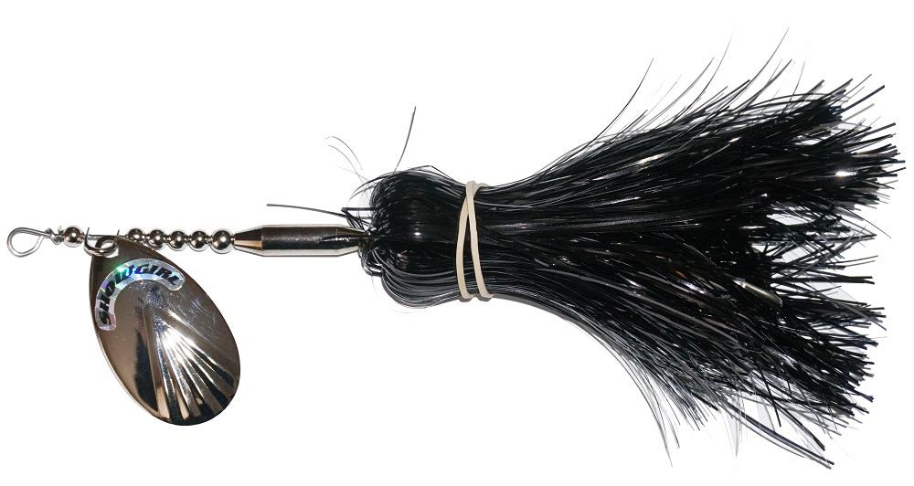 Musky Mayhem Tackle Showgirl (Single Blade)